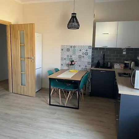 Apartament Liliom *